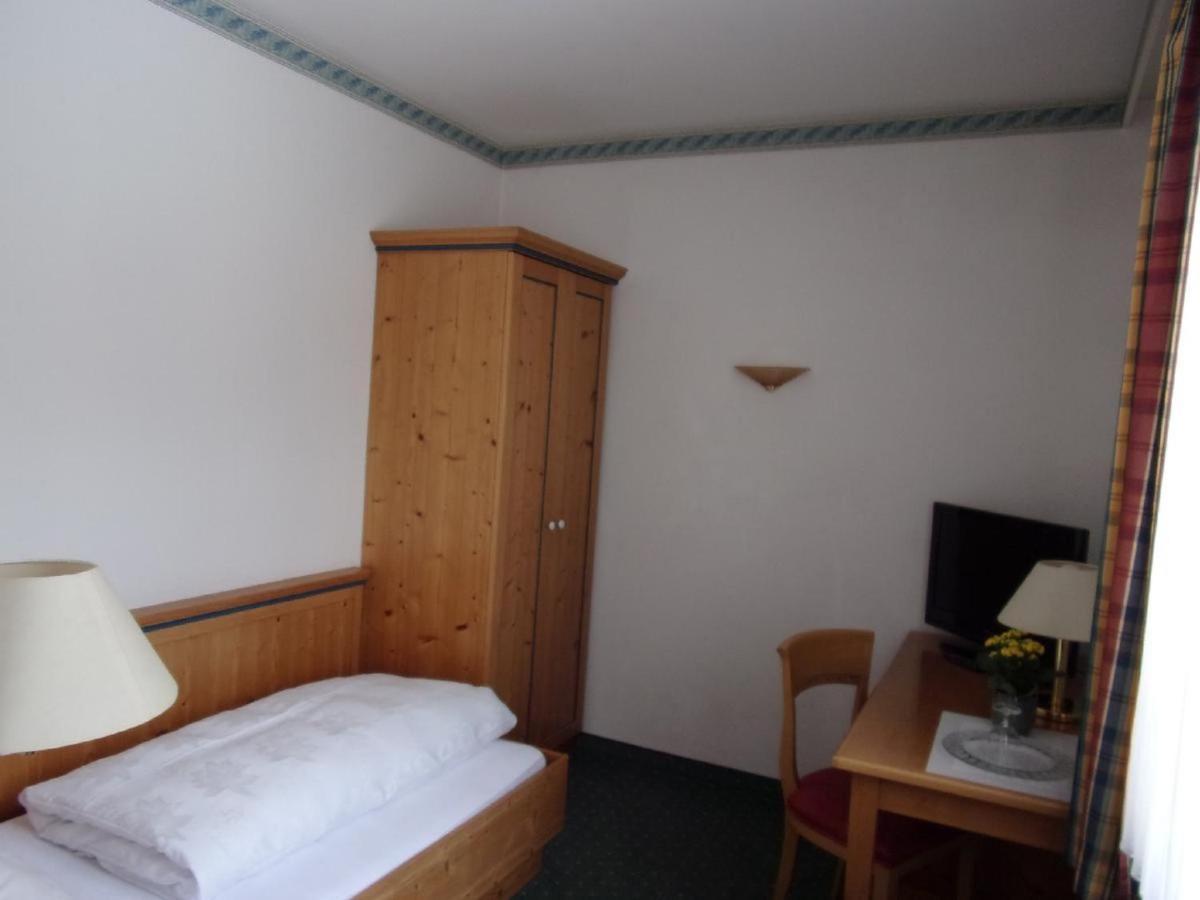 Hotel Landgasthof Hacker Zachenberg Exterior photo